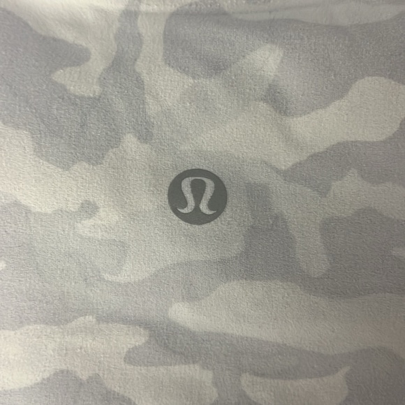 Lululemon Align tank, 10, white camo print - Picture 3 of 11